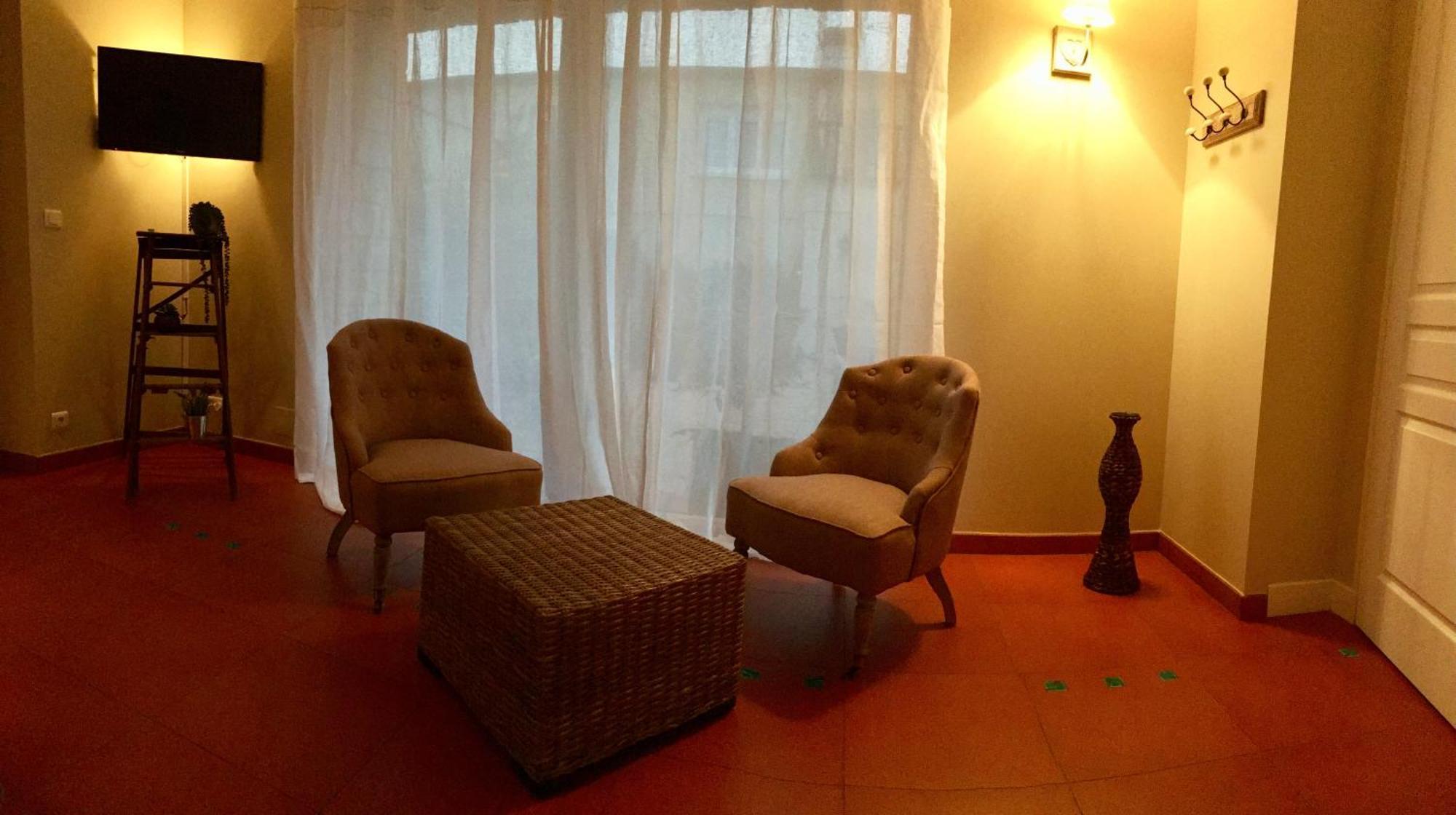 La Part Des Anges Hotel Mardeuil Room photo
