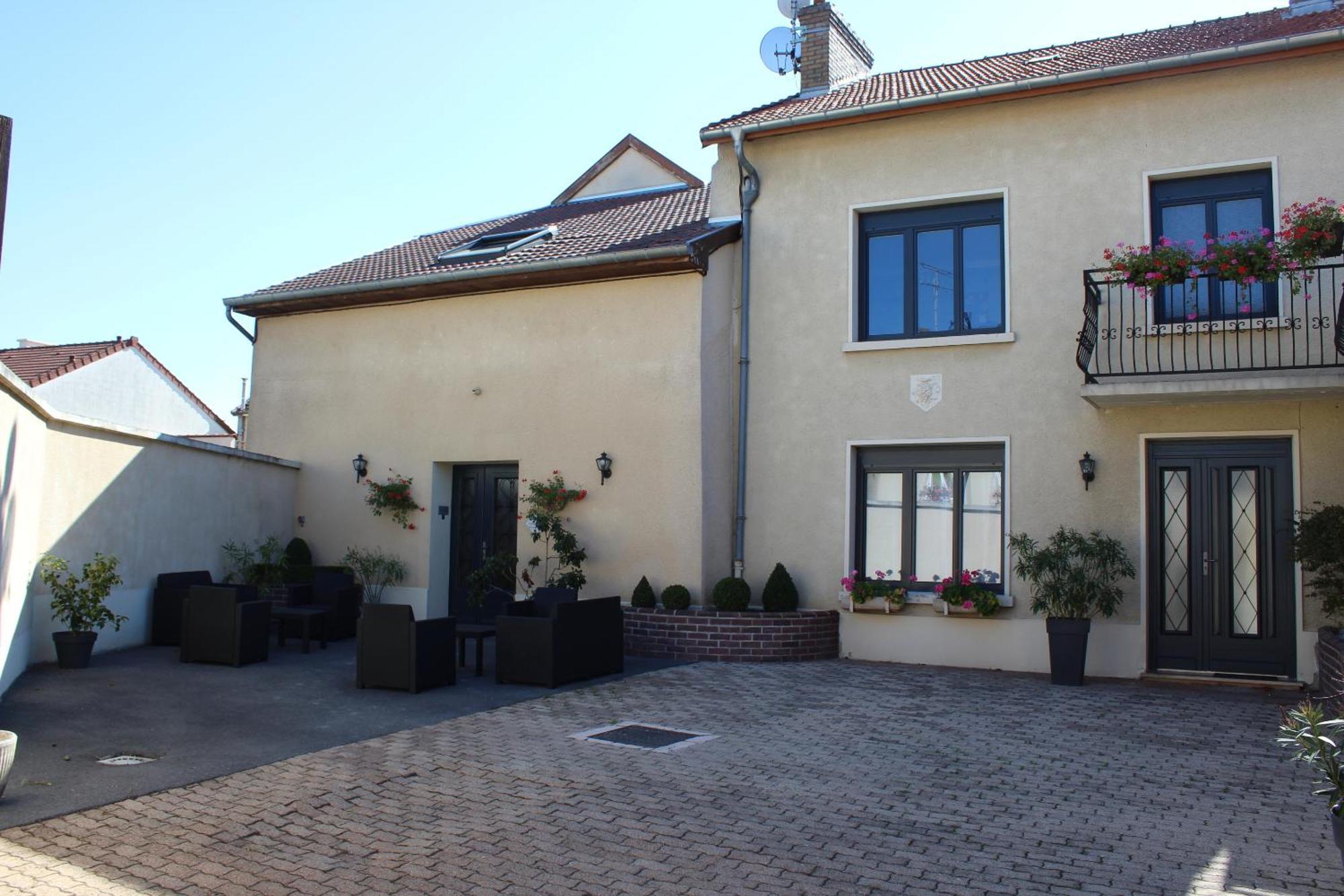 La Part Des Anges Hotel Mardeuil Exterior photo