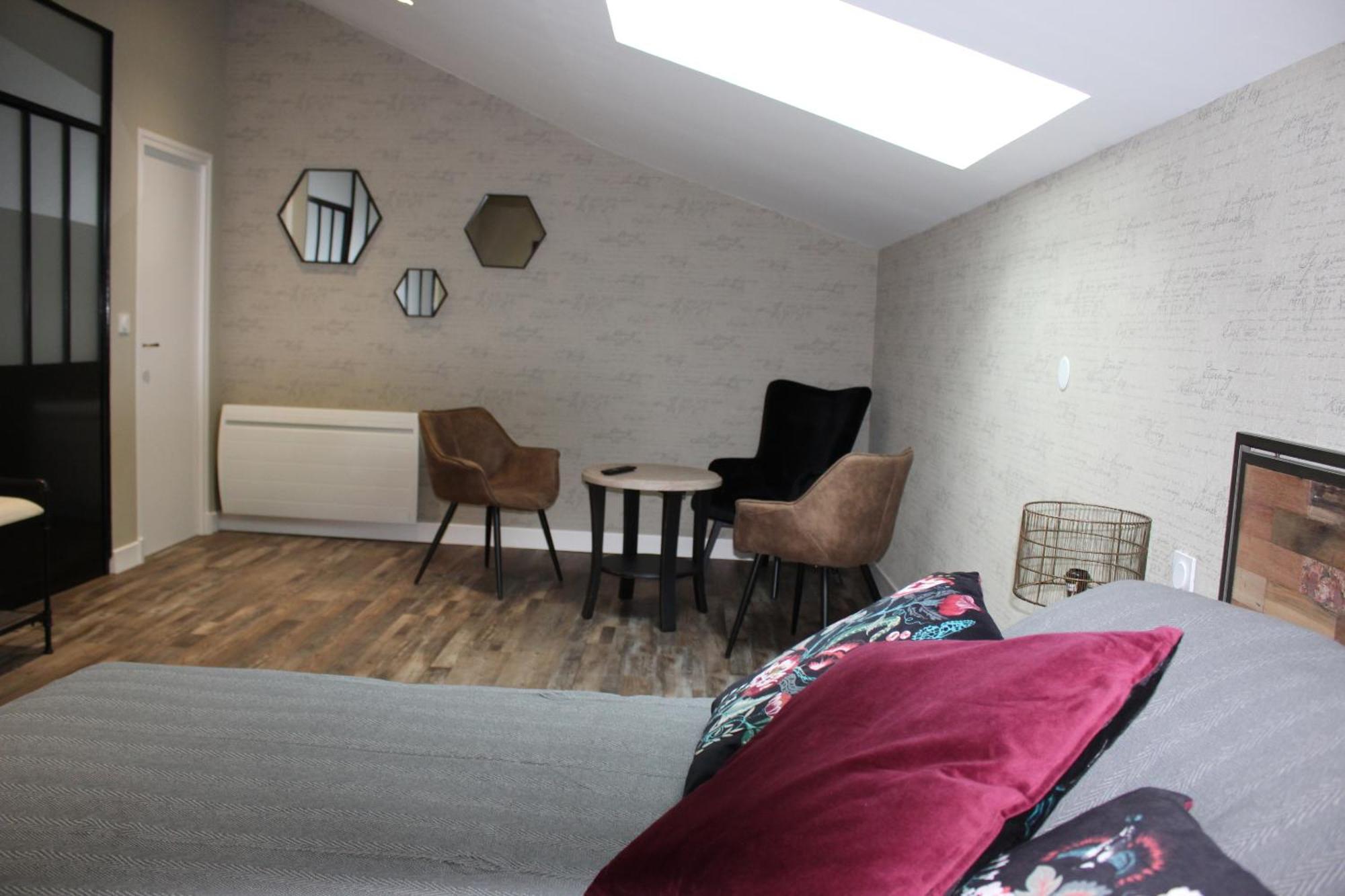 La Part Des Anges Hotel Mardeuil Room photo